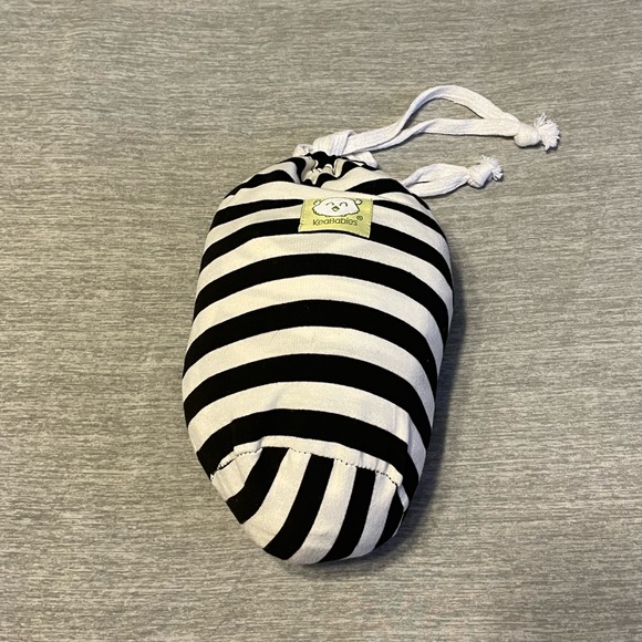 Brand new never used beababies wrap - Picture 1 of 2